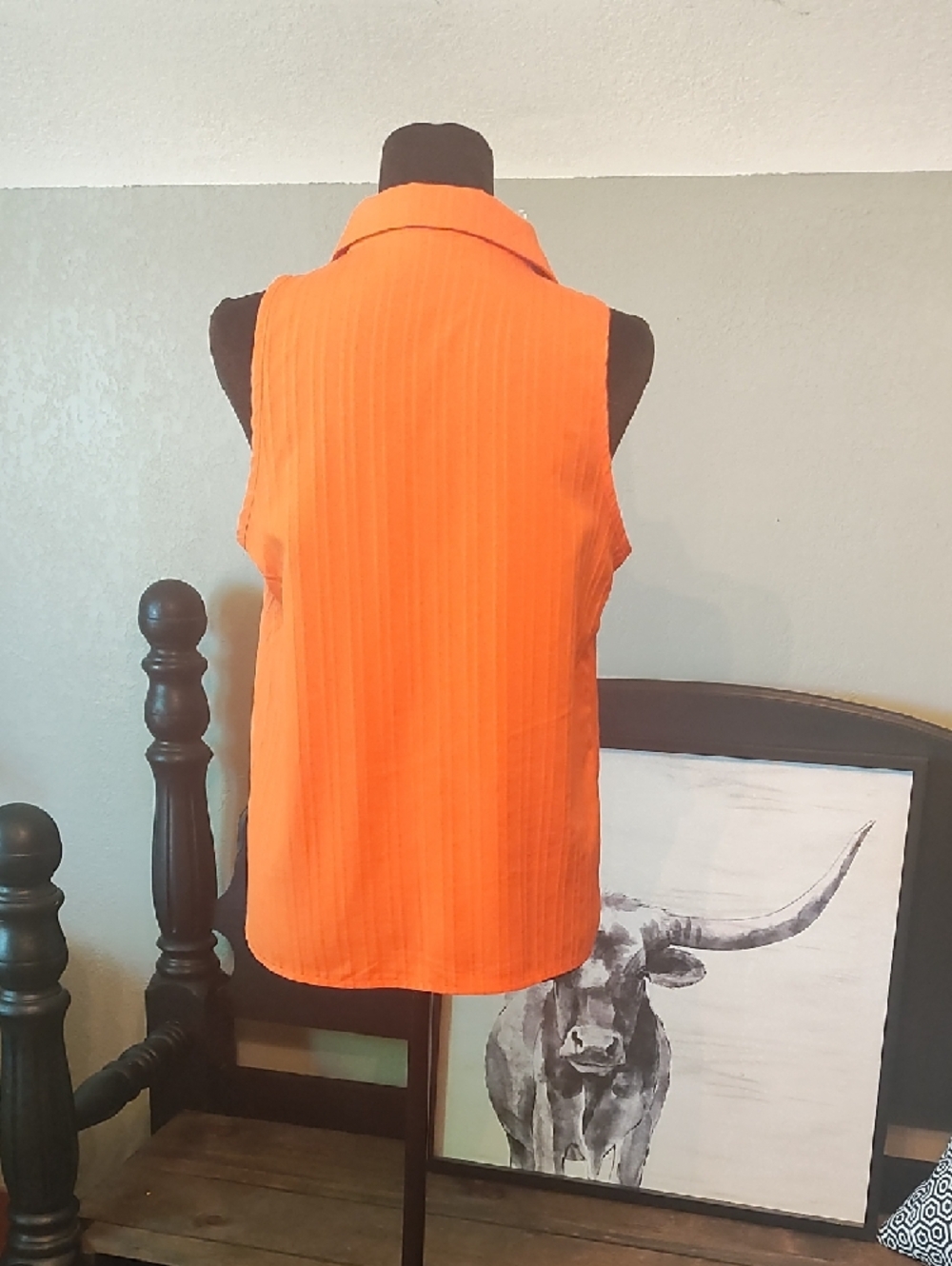 Sleeveless Button-Front Top in Bright Orange - Picture 3 of 3